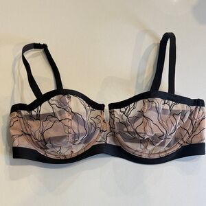 Soma Linework Embroidered Unlined Balconette Bra - Black / Hush Pink. Size 36D